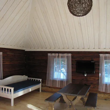 Gospodarstwo wiejskie Puhketalu - *