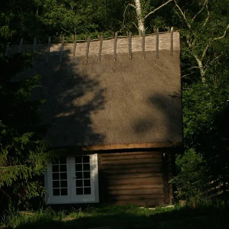 Mandjala Puhketalu - Cottages
